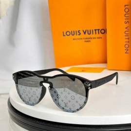 Picture of Louis Vuitton Sunglasses _SKUfw77709348fw